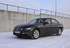 GAZAS.LT išbandytas 3 serijos BMW sedanas