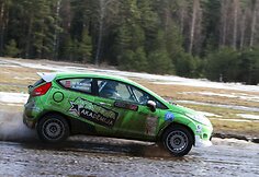 &bdquo;OKarte Autosporta Akademija&ldquo; organizuotų &bdquo;Ford Fiesta R2&ldquo; bandymų Latvijoje akimirka