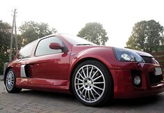 Lietuvoje parduodamas „Renault Clio V6“