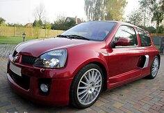 Lietuvoje parduodamas „Renault Clio V6“