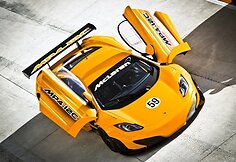 &bdquo;McLaren MP4-12C GT3&ldquo; matysime tik lenktynių trasose