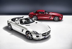 „Mercedes-Benz SLS AMG Roadster“ – tobulų formų galia
