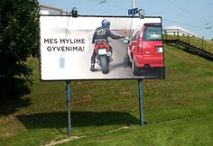 Motomanų socialinės akcijos stendai