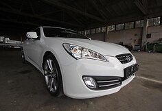 „Hyundai Genesis Coupe“