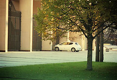 ...ir &bdquo;Nissan Leaf&ldquo; jau viduje