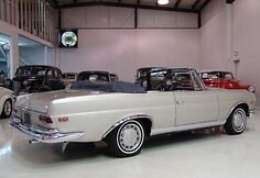 &bdquo;Mercedes-Benz 220SE Convertible&ldquo; i&scaron; &bdquo;Pagirių Las Vegase&ldquo;