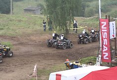 „Nissan Klaperjaht 2012“. Trasoje - keturračiai