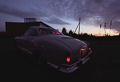 Elegantiškas „Volkswagen Karmann Ghia“ startuos klasikinių automobilių ralyje
