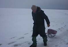 Klaipėdietis Viktoras tvirtino, kad žvejybos tikslas - ne stintos. 