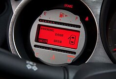 Naujasis &bdquo;Nissan 370Z Roadster&ldquo; &ndash; mėgaukitės atviru dangumi