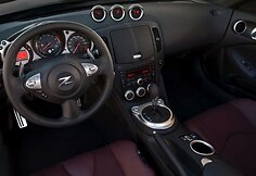 Naujasis &bdquo;Nissan 370Z Roadster&ldquo; &ndash; mėgaukitės atviru dangumi