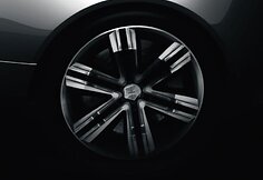 &bdquo;Aston Martin&rdquo; ruo&scaron;ia naują modelį