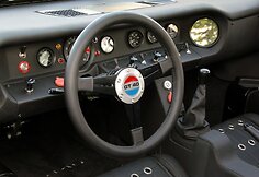 Išleista Caroll Shelby jubiliejui paminėti skirta „Shelby MKII GT40“