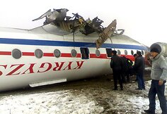 Apvirtęs Tu-134 keleivinis lėktuvas