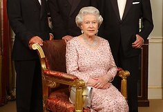 Didžiosios Britanijos karalienė Elizabeth II, Edinburgo hercogas Philipas, princas Williamas ir princas Charlesas