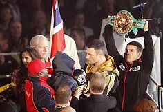 Vitalijus Klyčko ir Dereckas Chisora