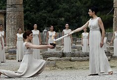 Olimpinio deglo įžiebimo ceremonija