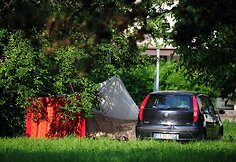 Automobilis &scaron;alia palapinių