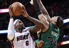 LeBronas Jamesas ir Paulas Pierce'as