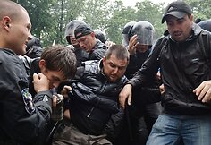 Ukrainos policija susirėmė su demonstrantais