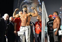 Davido Haye ir Derecko Chisora svėrimo ceremonija 