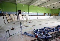 Vasaros metu tu&scaron;čia &Scaron;ilainių plaukimo baseino vonia