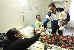 Venesuelos prezidentas Hugo Chavezas Paraguanos ligoninėje