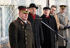 Memorialinės lentos atidengimo ceremonija