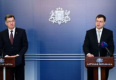 Lietuvos premjeras Algirdas Butkevičius ir Lavijos premjeras Valdis Dombrovskis