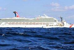 Dreifuojantis kruizinis laivas „Carnival Triumph“