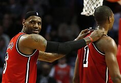 LeBronas Jamesas ir Chrisas Boshas