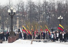 Darbo partijos aktyvistai prie Vilniaus apygardos teismo