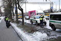 Savanorių prospekte automobilis partrenkė žmogų.