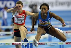 Antoinette Nana Djimou (de&scaron;inėje)