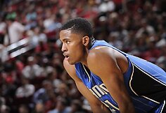 Maurice'as Harklessas