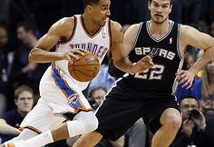 Thabo Sefolosha ir Tiago Splitteris