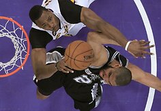 Dwightas Howardas ir Timas Duncanas