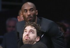Pau Gasolis ir Kobe Bryantas