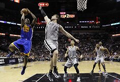 San Antonijaus &bdquo;Spurs&ldquo; ir &bdquo;Golden State Warriors&ldquo; rungtynių akimirka