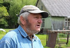 Pelkininkų kolonijos palikuonis Valteris Valenčius iš Žalgirių kaimo trauktis neketina.