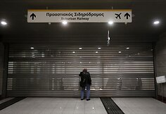Atėnuose uždaryta traukinių stotis