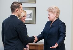 Deividas Stagniūnas, Isabella Tobias ir Dalia Grybauskaitė