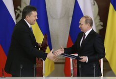 Ukrainos prezidentas Viktoras Janukovyčius ir Rusijos prezidentas Vladimiras Putinas