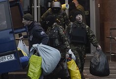 Kijeve iš „Dnipro“ viešbučio išeina „Pravyj sektor“ nariai
