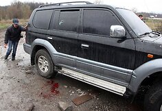 Automobilis po susi&scaron;audymo tarp prorusi&scaron;kų separatistų ir Ukrainos policijos netoli Slovjansko miesto