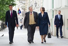Ardo Hanssonas, Vitas Vasiliauskas ir Zoja Razmusa