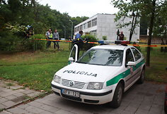 Prie vaikų darželio „Jurginėlis“ rastas į sprogmenį panašus daiktas.