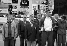 Virgilijus Alekna galiūnų varžybose 1995 metais