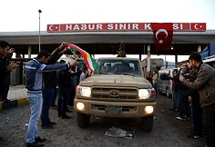 Irako kurdų kovotojai Turkijoje