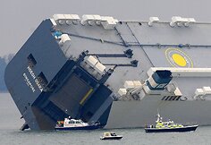 &bdquo;Hoegh Osaka&ldquo; krovininis laivas Laman&scaron;o sąsiauryje